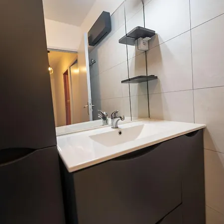 Maison Pour 6 Personnes , Climatisee A 500 M De La De Saint Clair * Ле-Лаванду