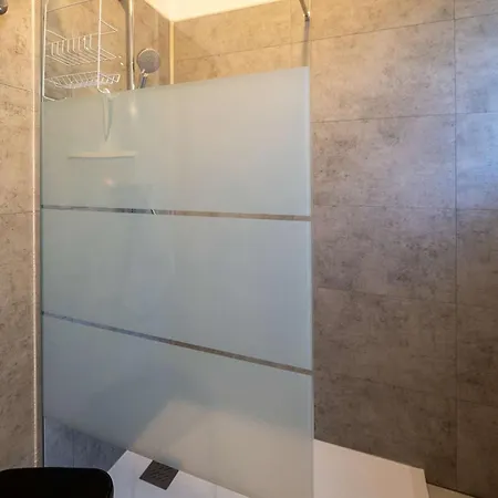 Maison Pour 6 Personnes , Climatisée à 500 M De La De Saint Clair Le Lavandou