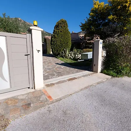 Willa Maison Pour 6 Personnes , Climatisee A 500 M De La De Saint Clair Le Lavandou