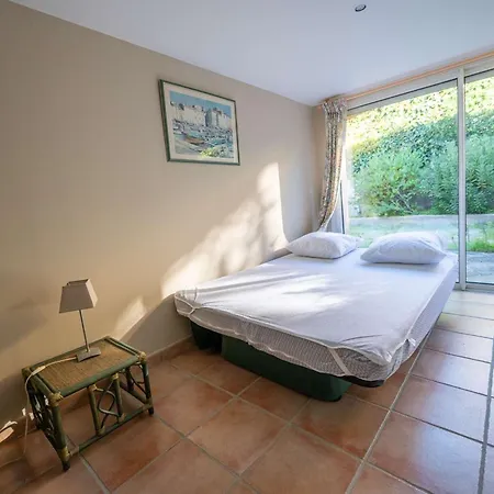 Maison Pour 6 Personnes , Climatisee A 500 M De La De Saint Clair Willa
