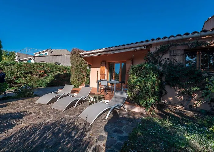 Villa Maison Pour 6 Personnes , Climatisee A 500 M De La De Saint Clair
