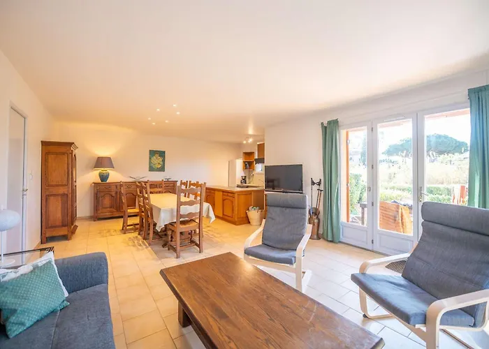 Villa Maison Pour 6 Personnes , Climatisee A 500 M De La De Saint Clair *