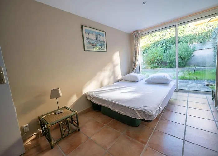 Maison Pour 6 Personnes , Climatisee A 500 M De La De Saint Clair Villa